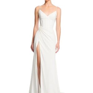 Saler by Chosen by Kyha